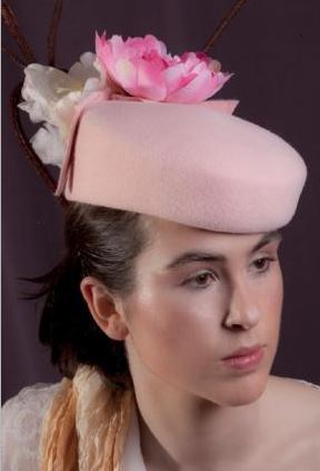 Obrázek - MODEL Daniela Veselá - Výroba dámských klobouků všeho druhu z tradičních materiálů